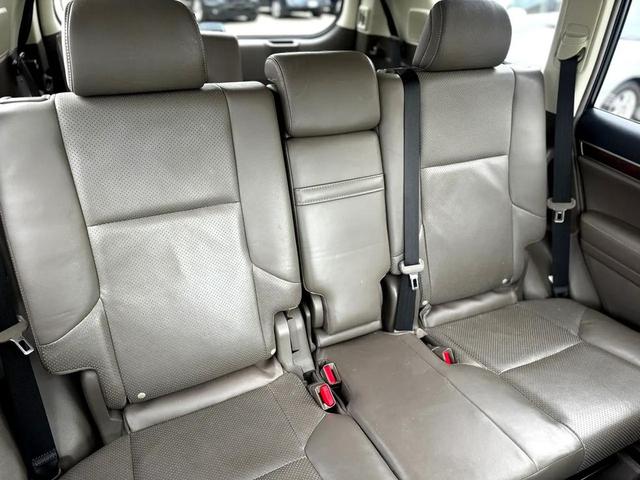 Photo of 2011 Gold Lexus GX 460