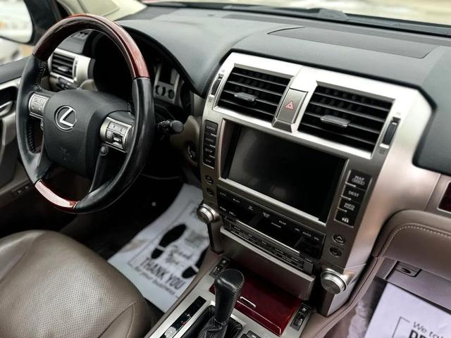 Photo of 2011 Gold Lexus GX 460