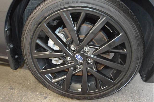 Photo of 2024 MAGNATITLE GRAY Subaru Impreza