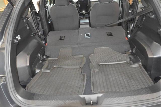 Photo of 2024 MAGNATITLE GRAY Subaru Impreza