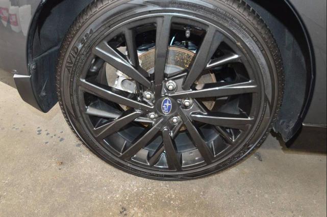 Photo of 2024 MAGNATITLE GRAY Subaru Impreza