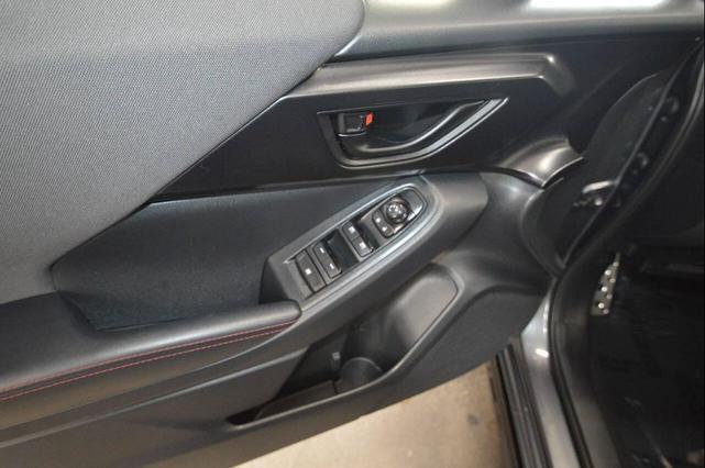 Photo of 2024 MAGNATITLE GRAY Subaru Impreza