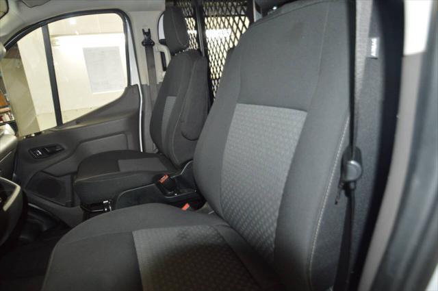 Photo of 2023 White Ford Transit-250