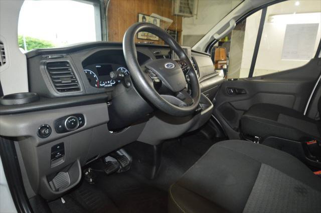 Photo of 2023 White Ford Transit-250