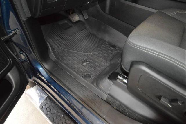 Photo of 2021 PATRIOT BLUE RAM 1500