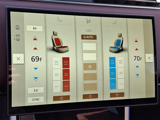 Photo of 2025 Charente Grey Land Rover Range Rover