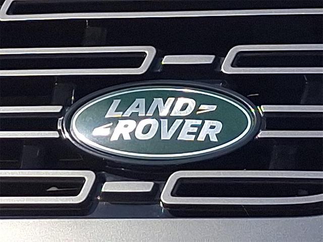 Photo of 2025 Fuji White Land Rover Range Rover Sport
