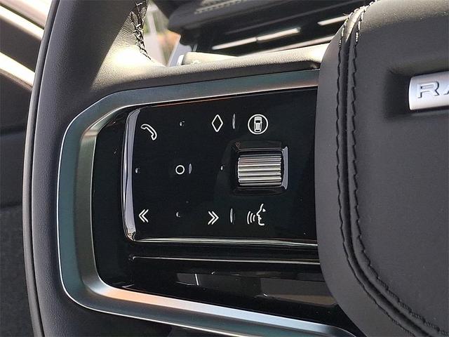 Photo of 2025 Fuji White Land Rover Range Rover Sport