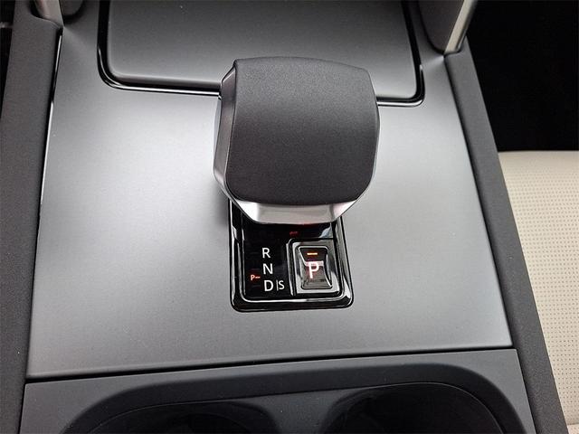 Photo of 2025 Varesine Blue Land Rover Discovery Sport