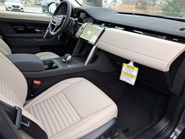 Photo of 2025 Varesine Blue Land Rover Discovery Sport