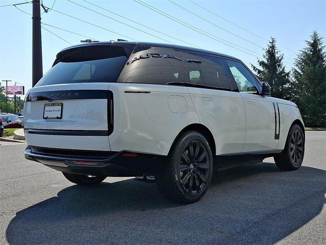Photo of 2025 Fuji White Land Rover Range Rover