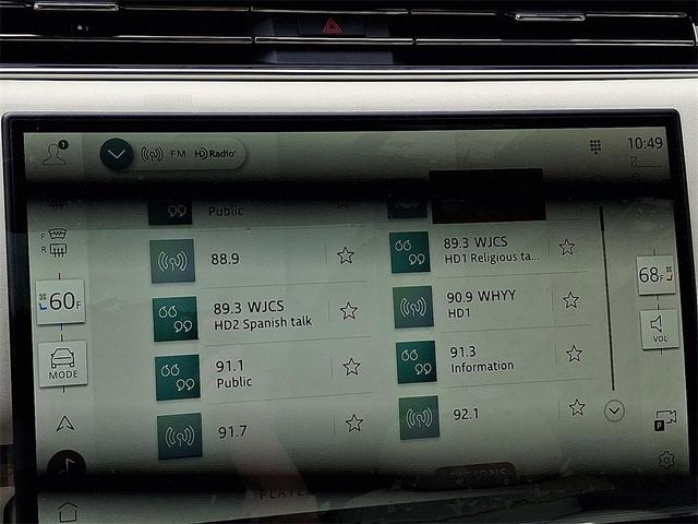 Photo of 2025 Constellation Blue In Gloss Finish Land Rover Range Rover