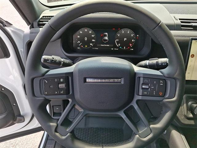Photo of 2025 Fuji White Land Rover Defender