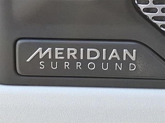 Photo of 2022 Santorini Black Land Rover Defender