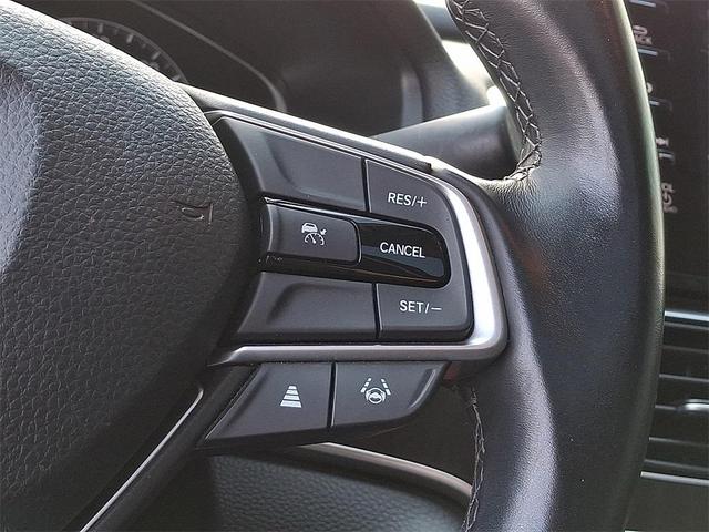 Photo of 2021 Platinum White Pearl Honda Accord