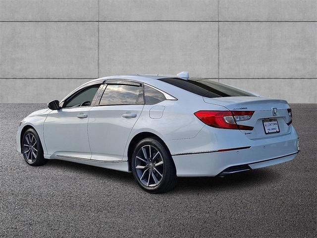 Photo of 2021 Platinum White Pearl Honda Accord