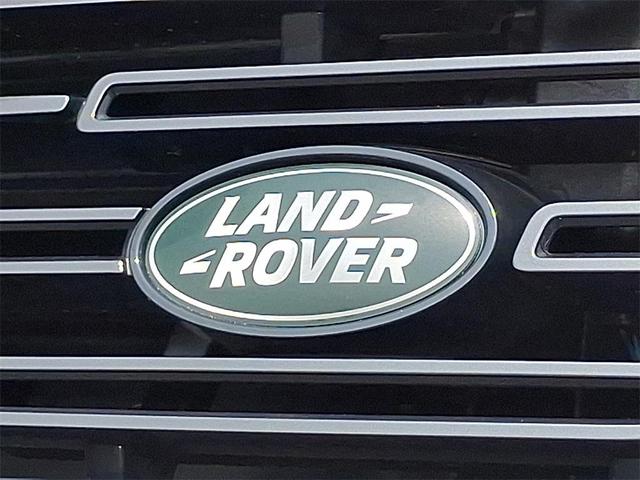 Photo of 2025 Fuji White Land Rover Range Rover