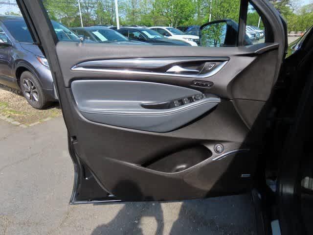 Photo of 2018 Ebony Twilight Metallic Buick Enclave