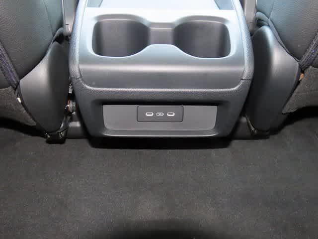 Photo of 2025 Platinum White Pearl Honda Odyssey