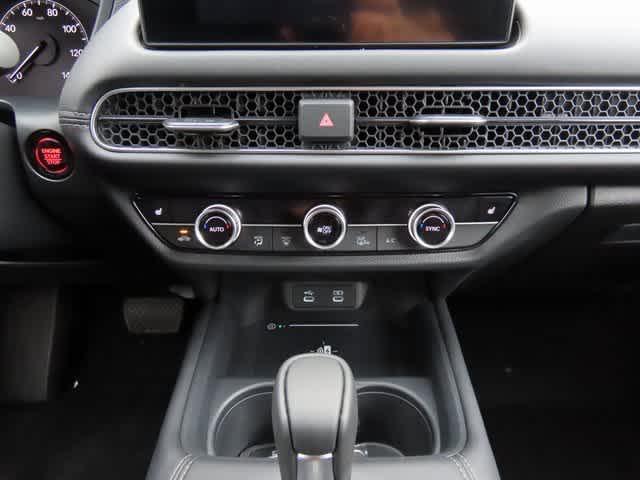 Photo of 2026 Nordic Forest Pearl Honda HR-V