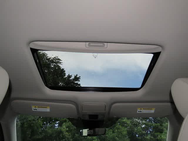 Photo of 2026 Radiant Red Metallic II Honda Odyssey