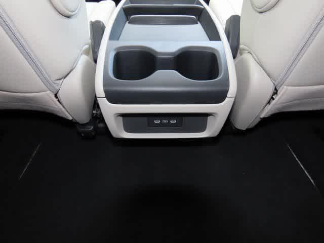 Photo of 2026 Radiant Red Metallic II Honda Odyssey