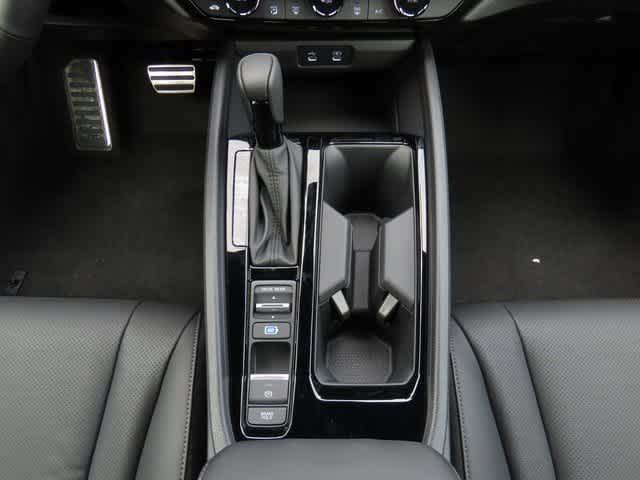 Photo of 2025 Platinum White Pearl Honda Accord Hybrid