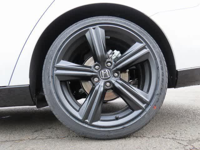Photo of 2025 Platinum White Pearl Honda Accord Hybrid