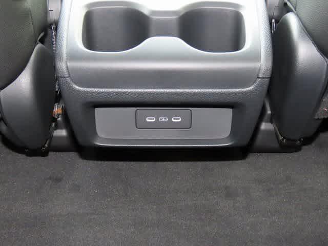 Photo of 2026 Platinum White Pearl Honda Odyssey