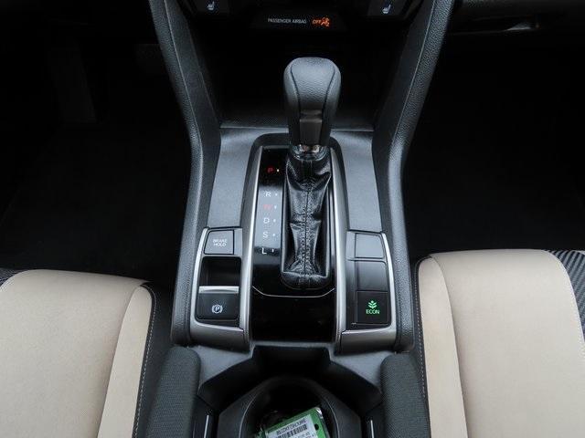Photo of 2018 White Orchid Pearl Honda Civic