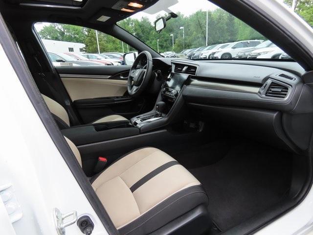 Photo of 2018 White Orchid Pearl Honda Civic
