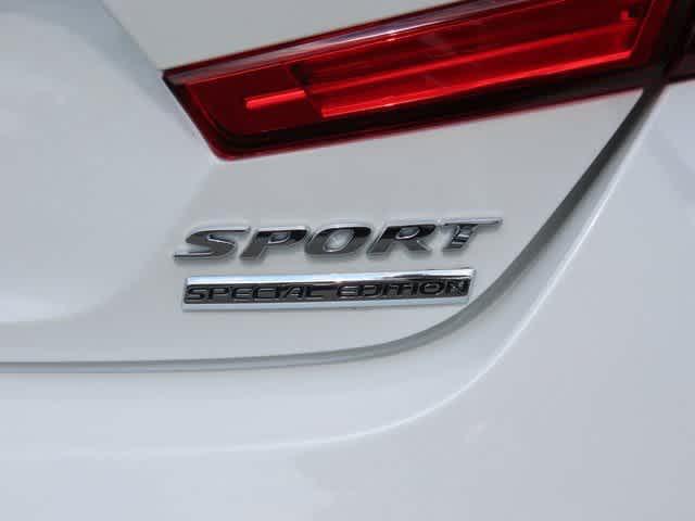 Photo of 2022 Platinum White Pearl Honda Accord