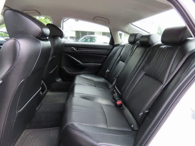 Photo of 2022 Platinum White Pearl Honda Accord