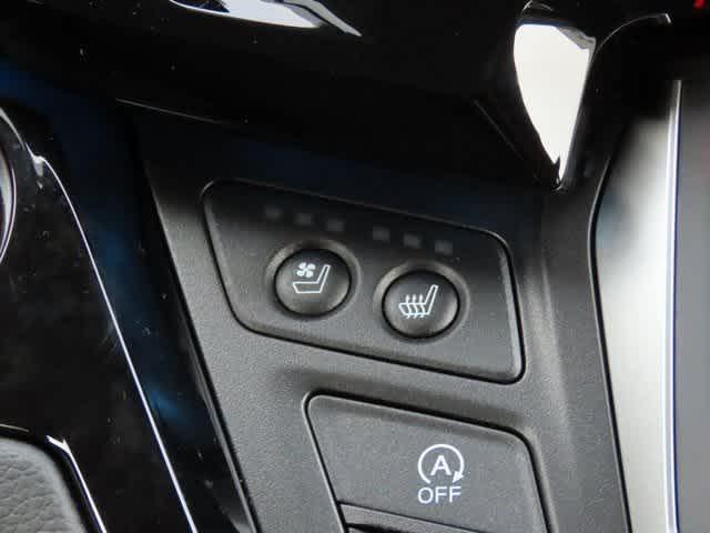 Photo of 2026 Platinum White Pearl Honda Odyssey