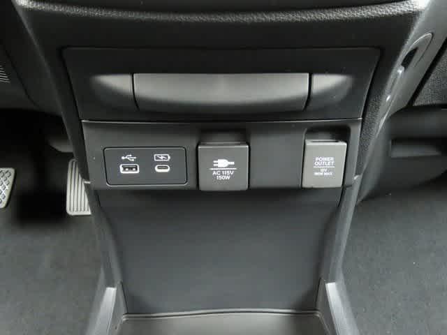 Photo of 2026 Platinum White Pearl Honda Odyssey