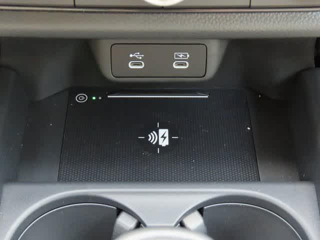 Photo of 2026 Solar Silver Metallic Honda HR-V