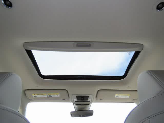 Photo of 2026 Solar Silver Metallic Honda HR-V