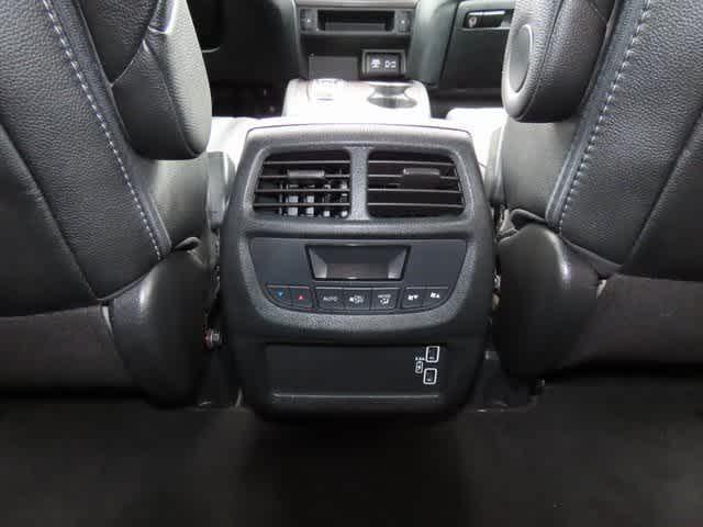 Photo of 2022 Crystal Black Pearl Honda Pilot