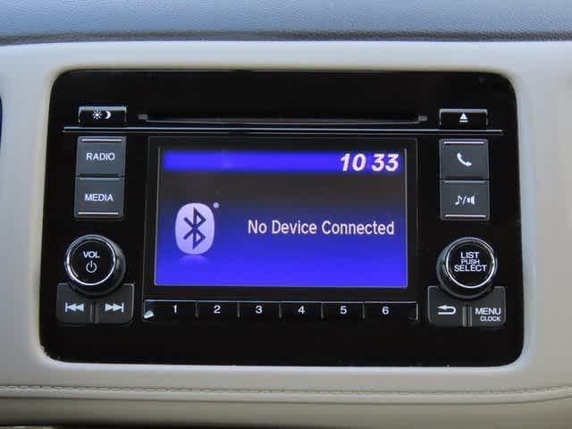 Photo of 2022 Platinum White Pearl Honda HR-V