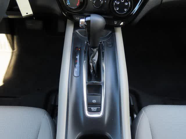 Photo of 2022 Platinum White Pearl Honda HR-V