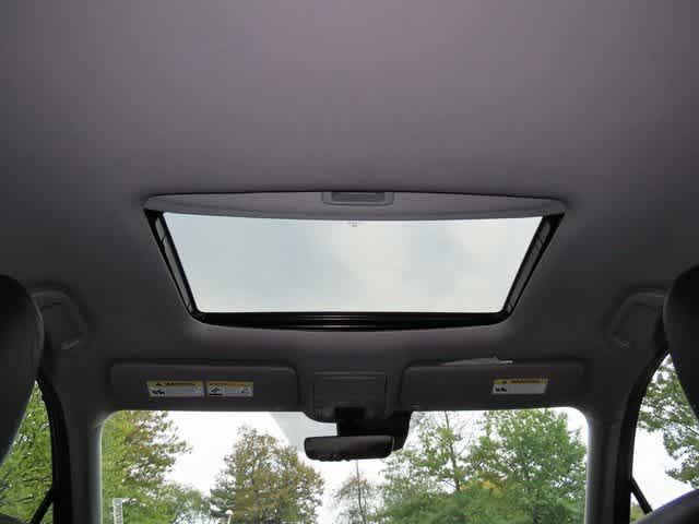 Photo of 2022 Crystal Black Pearl Honda Pilot