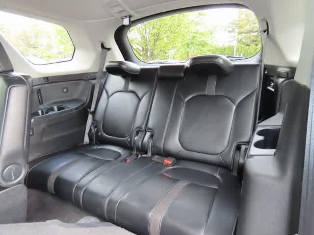 Photo of 2023 Crystal Black Pearl Honda Pilot