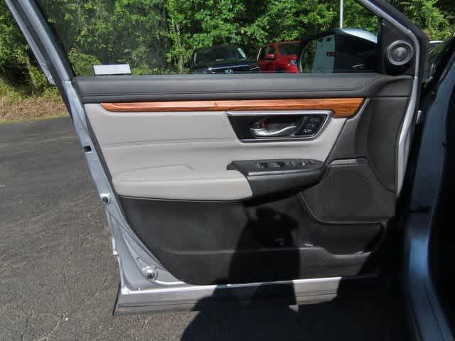 Photo of 2022 Lunar Silver Metallic Honda CR-V