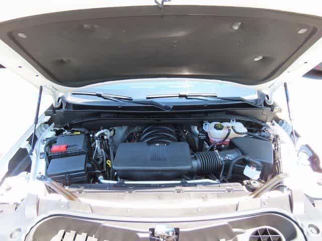 Photo of 2024 Crystal White Tricoat Cadillac Escalade ESV