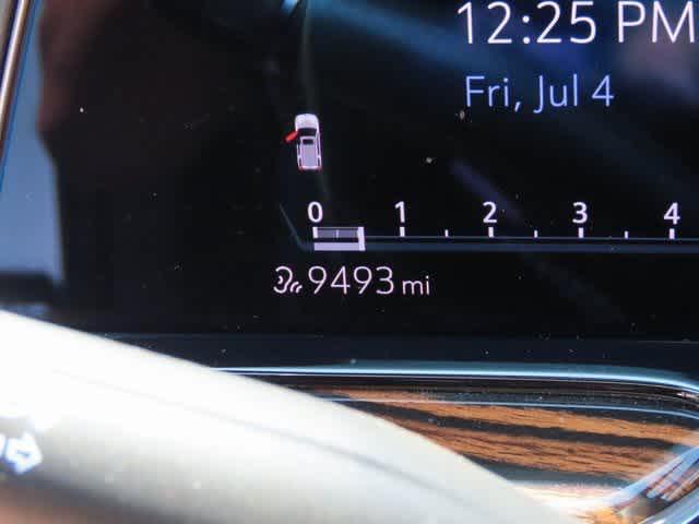 Photo of 2024 Crystal White Tricoat Cadillac Escalade ESV