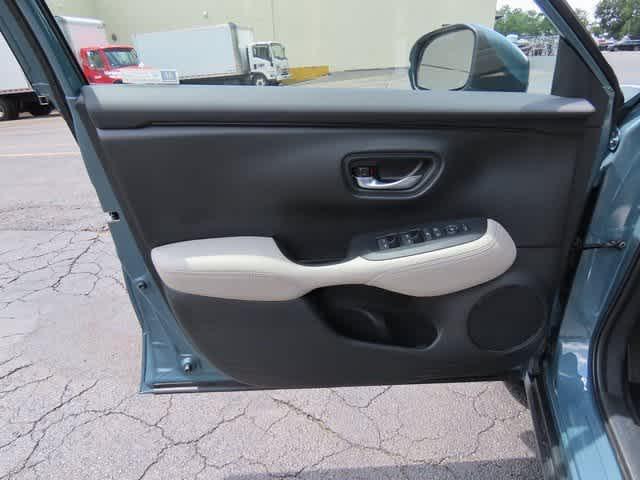 Photo of 2026 Nordic Forest Pearl Honda HR-V