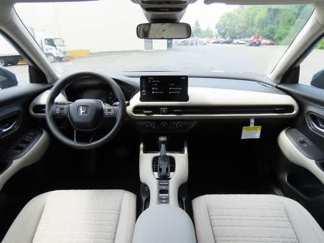 Photo of 2026 Nordic Forest Pearl Honda HR-V