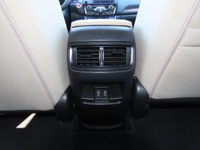 Photo of 2021 Platinum White Pearl Honda CR-V