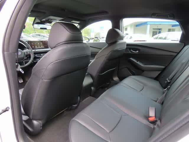 Photo of 2025 Platinum White Pearl Honda Accord Hybrid