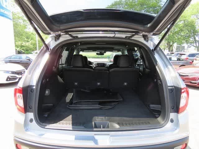 Photo of 2019 Lunar Silver Metallic Honda Passport